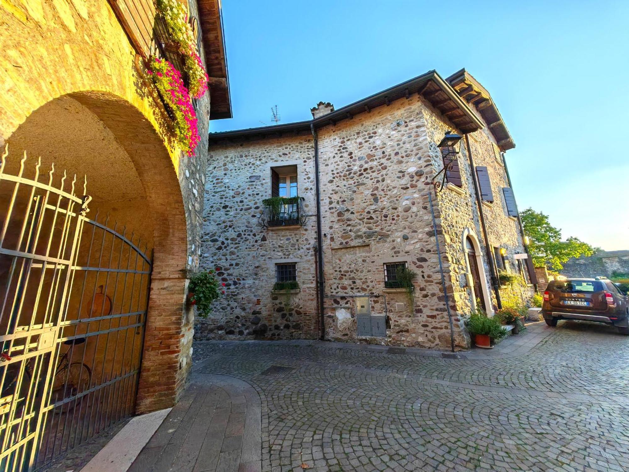 La Dimora Nel Castello Apartment Castellaro  ภายนอก รูปภาพ