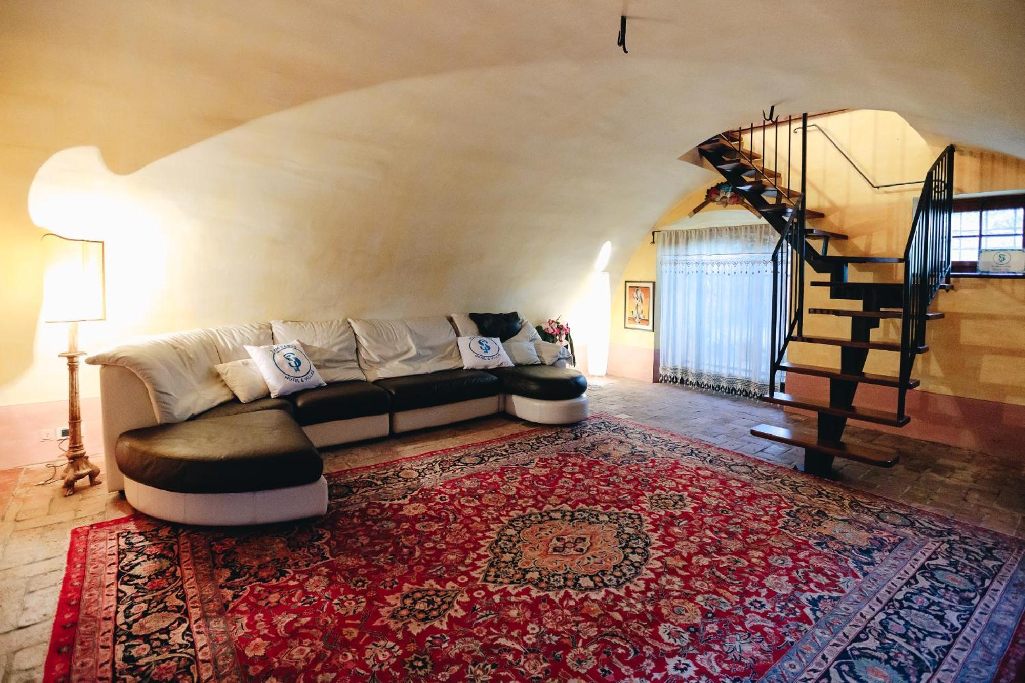 La Dimora Nel Castello Apartment Castellaro  ภายนอก รูปภาพ